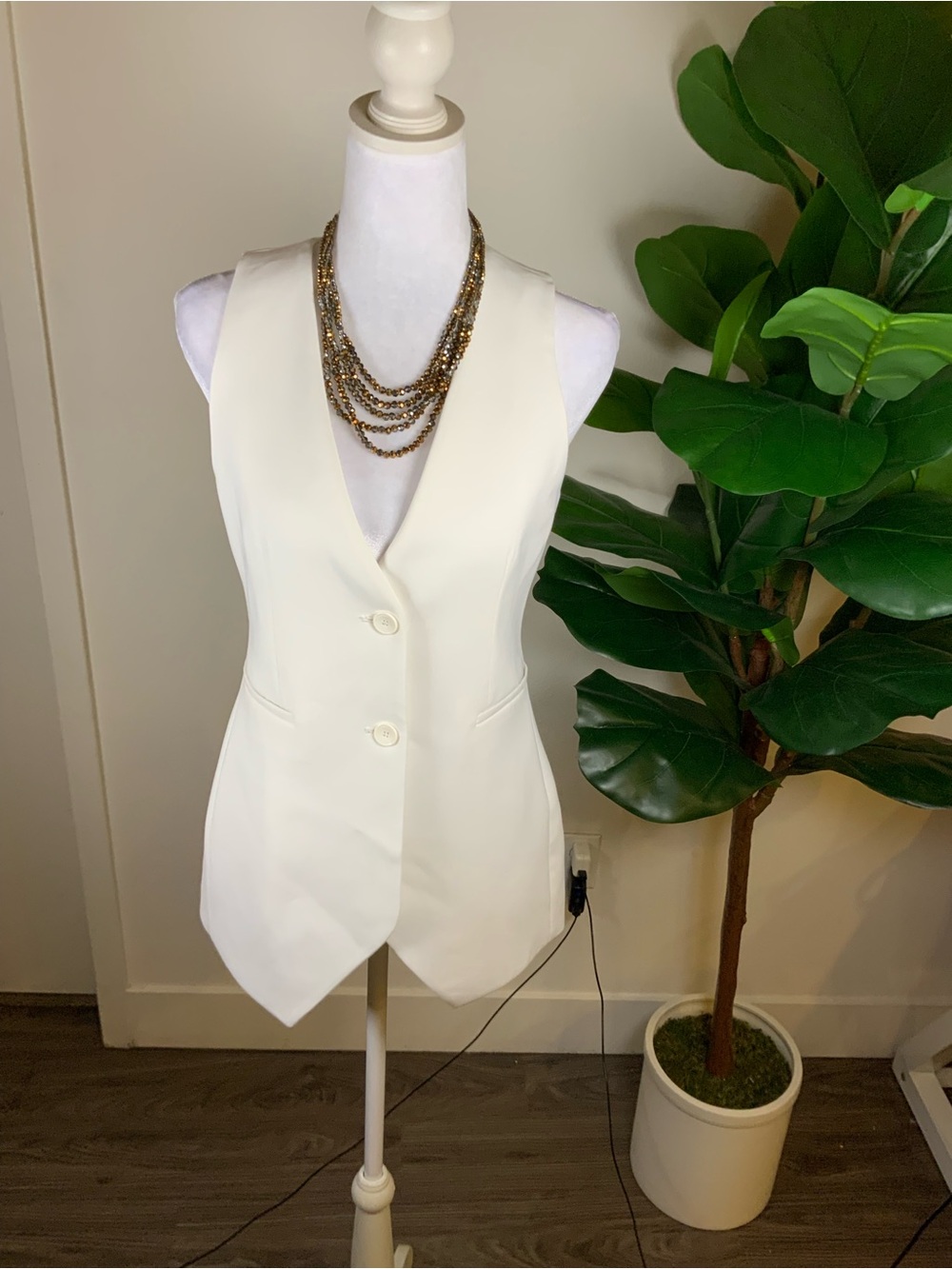 Zara Vest / top/ blouse!!